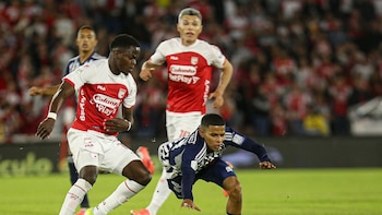 Santa Fe sufrió para ganarle