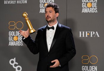 Santiago Mitre posa en la