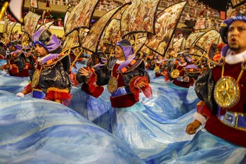 Revellers of Paraiso do Tuiuti