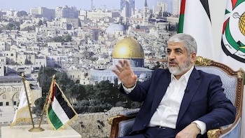 Hamas acepta “congelar” sus armas
