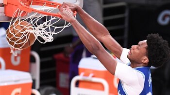 El pívot estadounidense Damian Jones ficha por el Real Madrid por una temporada