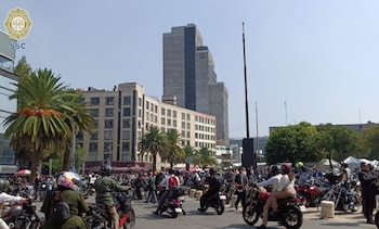 A las 10:00 a.m. El contingente de motociclistas se dirige a la explanada de Parque México, en la colonia Hipódromo de la alcaldía Cuauhtémoc (X@OVIALCDMX)