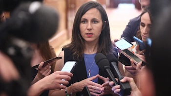 Podemos cree que el Gobierno está en una situación "insostenible" y muestra incomprensión con la postura de Sánchez