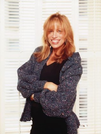 Carly Simon prepara su próximo álbum "Comes in Waves" (Shutterstock).