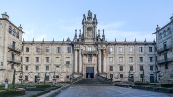El segundo monasterio más grande de España está en Galicia: fundado en el siglo X y con una iglesia que es una joya del barroco