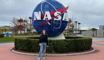 Aitana pudo viajar a la