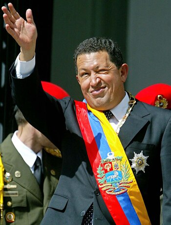 ****inte1Venezuela's President Hugo Chavez waves