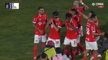 Gol de Matías Succar tras letal cabezazo en Universitario vs Cienciano por la Liga 1 2026