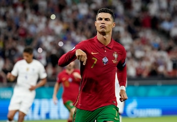 Cristiano Ronaldo tiene más seguidores que cualquier otra persona en Instagram (Reuters)