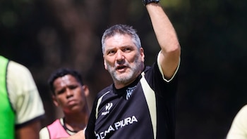 Foto 0: El entrenador argentino