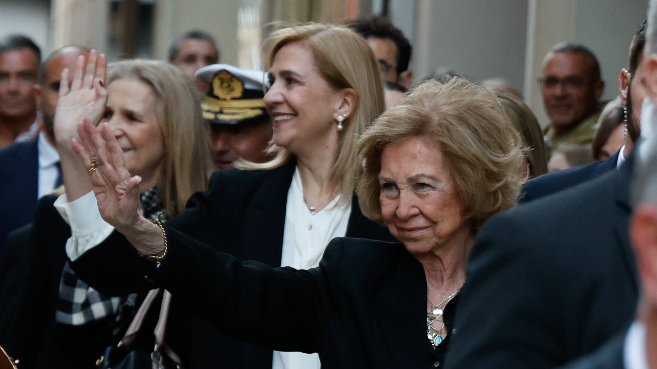 La prensa francesa se rinde ante la reina Sofía tras su paso por Murcia en Semana Santa: “Fue la estrella de la procesión” - Infobae