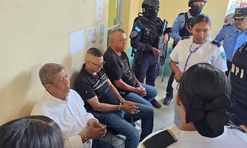 Adán Fúnez fue presentado ante los tribunales tras su captura en Tocoa, Colón. (FOTO: Ministerio Público)