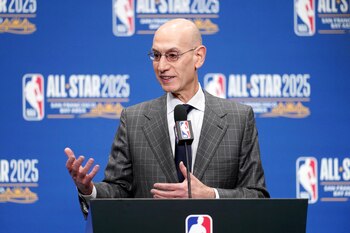 Adam Silver, comisionado de la NBA, dio a conocer que existe un proyecto de crear una liga en Europa (Cary Edmondson-Imagn Images vía Reuters)
