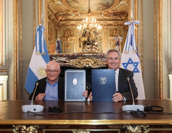 El acuerdo lo firmaron el