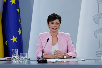 La ministra de Vivienda, Isabel