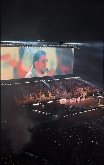 Bad Bunny interpreta "Callaita". TikTok