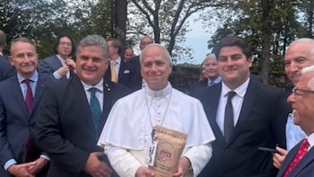 El café de Honduras llega a manos del papa León XIV