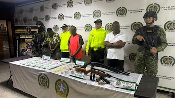 Operación contra el Clan del Golfo dejó tres capturados y más de $300 millones en efectivo, tras un año de investigaciones
