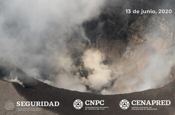 Imágenes del Popocatépetl el 13