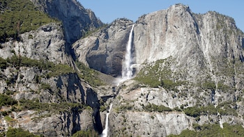 En primavera, el Salto Yosemite