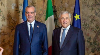 Luis Abinader y Antonio Tajani acordaron en Roma un plan para impulsar las inversiones, el comercio y la seguridad bilateral./ (Presidencia República Dominicana)