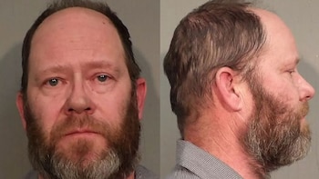 Dale Warner está siendo juzgado