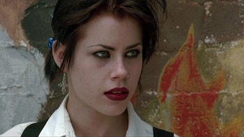 ‘Jóvenes brujas’: Así luce hoy en día Fairuza Balk a 30 años del estreno de la película