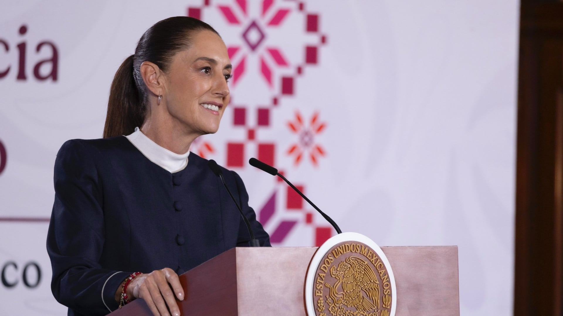 Claudia Sheinbaum durante su conferencia matutina de este 27 de agosto en Palacio Nacional. (Presidencia)