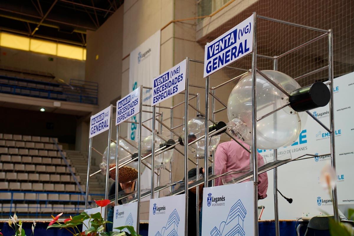 Los bombos del sorteo de Emsule en junio de 2023