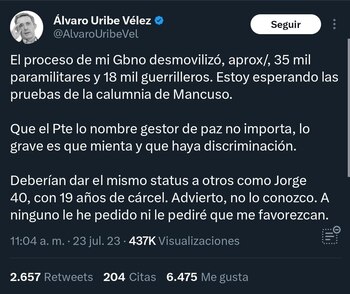 Twitter (@AlvaroUribeVel)