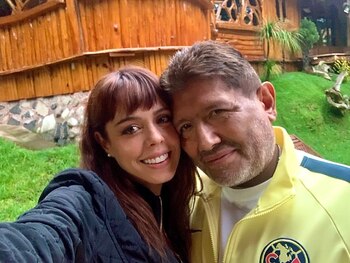 Se conocieron cuando la joven