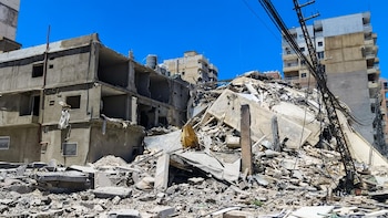 VÍDEO: Israel reanuda sus ataques en Líbano con bombardeos que dejan ya seis muertos, entre ellos un militar