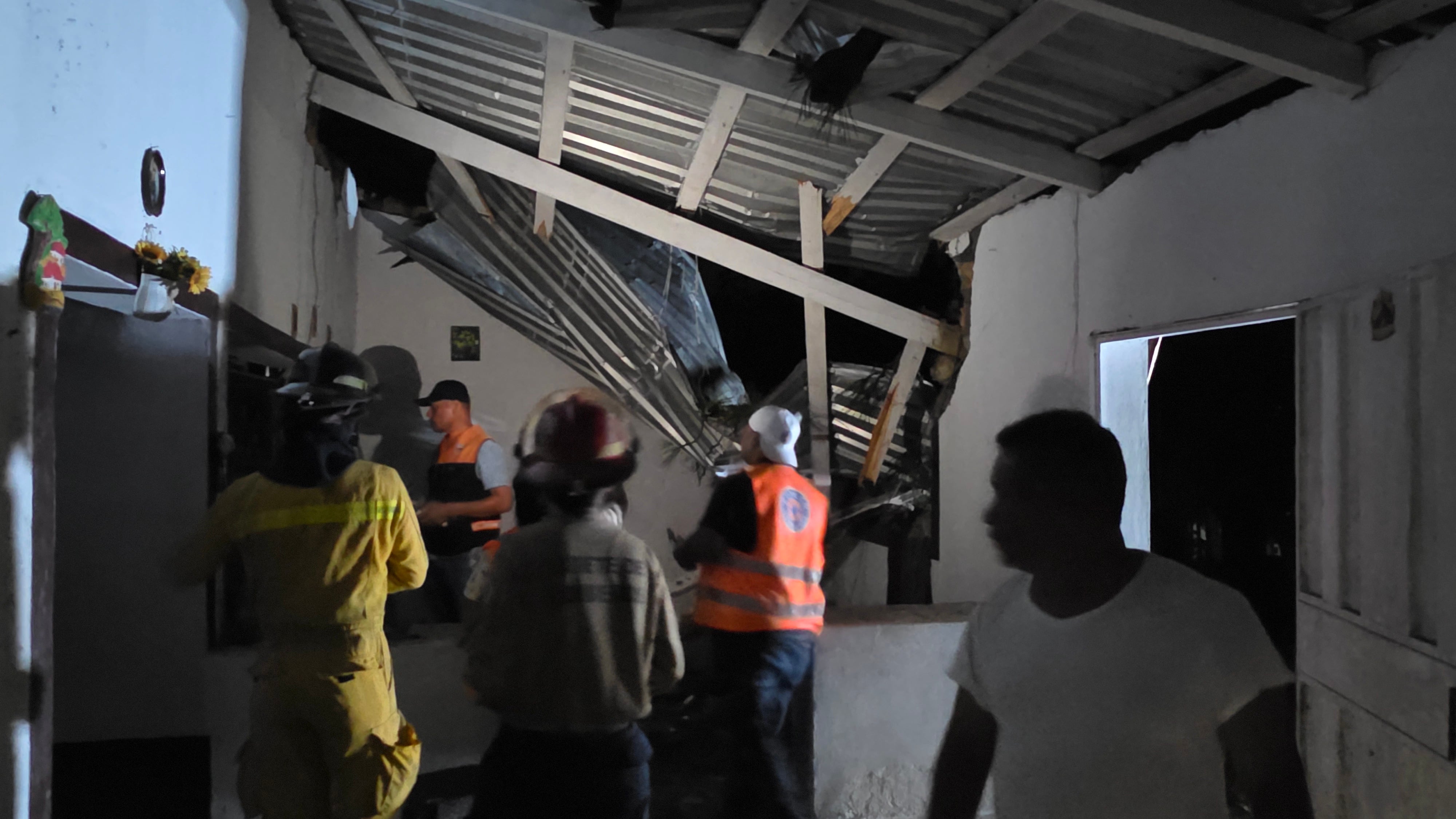 El desbordamiento del río Goascorán inundó la comunidad de El Cubulero y dejó 4.000 personas afectadas en el departamento de Valle.