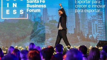 El gobernador Pullaro brindó el