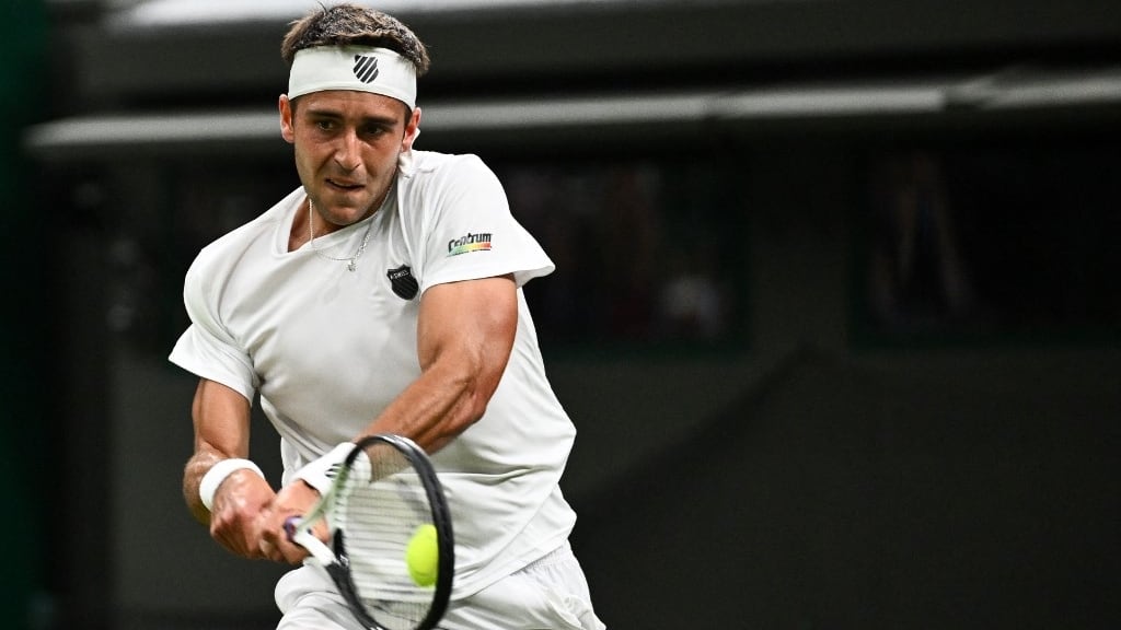 Tomás Etcheverry no pudo contra Medvedev (Crédito: SEBASTIEN BOZON / AFP)