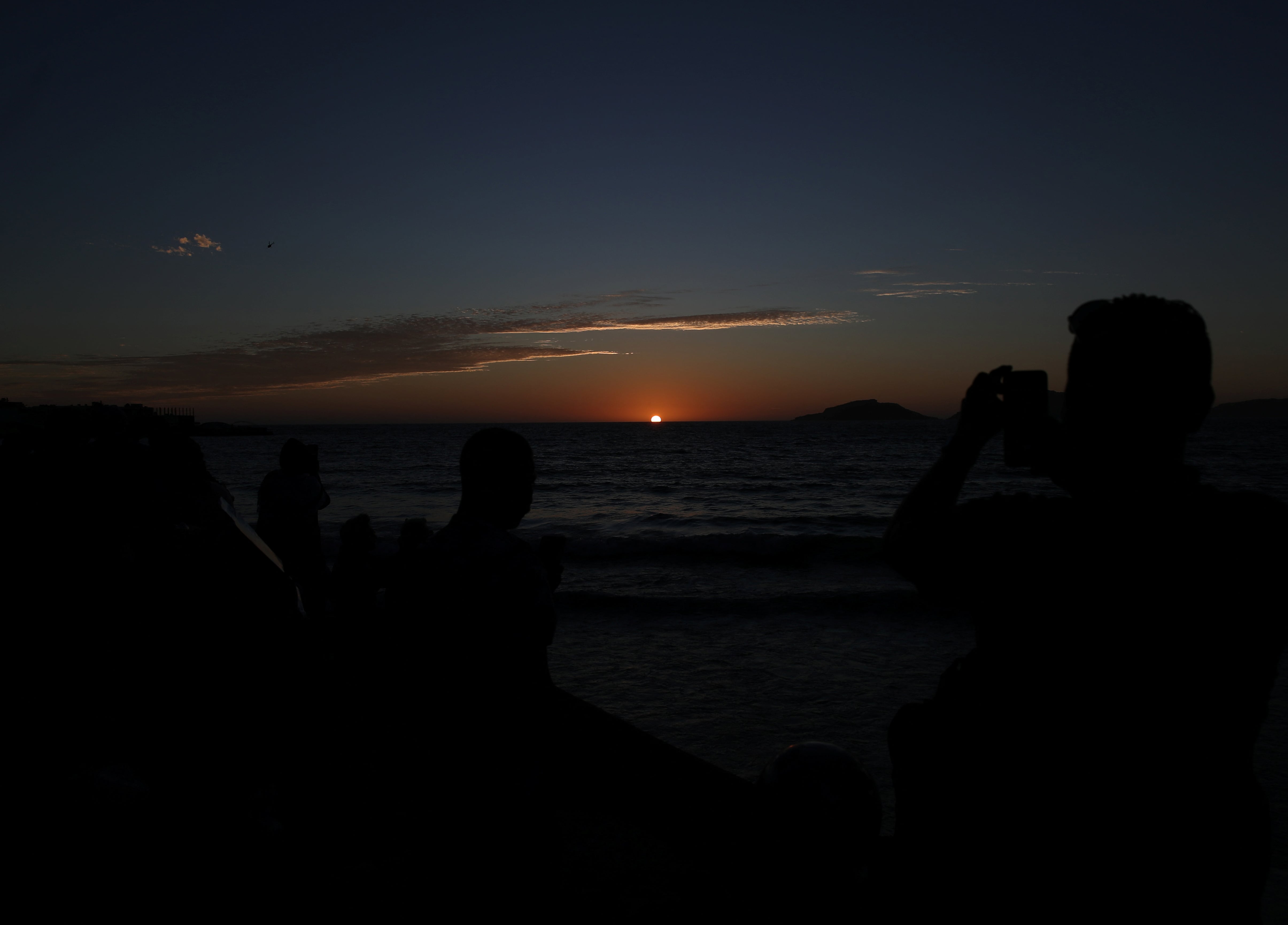 La franja de totalidad abarcará a países como España, Marruecos, Egipto y Arabia Saudita, de acuerdo con la NASA y National Eclipse. (REUTERS/Henry Romero)