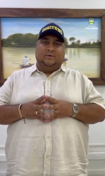 El secretario general y de