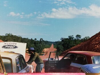 Tierra colorada y selva. Imágenes