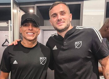 Raúl Ruidíaz y Jordan Morris,