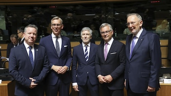 Marlaska ve desproporcionada y contraria a la UE la reforma que endurece los retornos y avala los centros de deportación