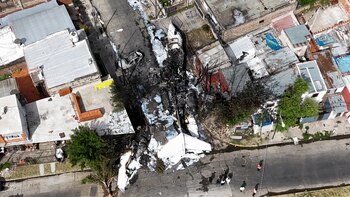 Vista aérea del avión que