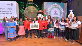 Lotería Nacional rinde homenaje a corredoras indígenas con billete conmemorativo