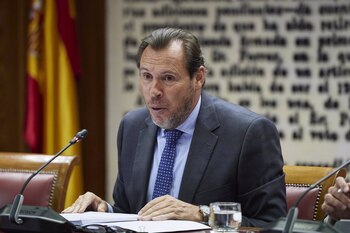 El ministro de Transportes y