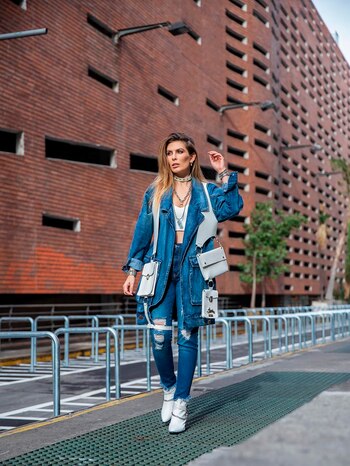 (Instagram: eugenialemosok)