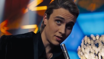 Ralph Fiennes y Elle Fanning encarnan a Snow y Effie en ‘Los Juegos del Hambre: Amanecer en la cosecha’