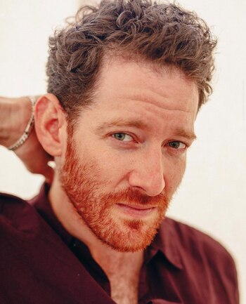 Sawyer elige un camino artístico