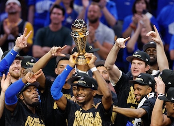 La capacidad de dominar la liga por dos años define el impacto de Gilgeous-Alexander entre los principales referentes del deporte (Mandatory Credit: Alonzo Adams-Imagn Images)