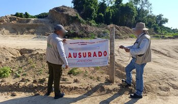 Clausuran obras ilegales en Oaxaca.