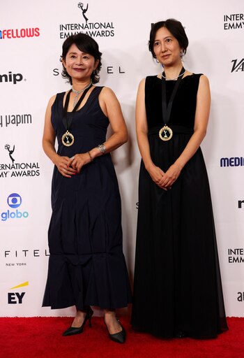 Miki Ebara y Akiko Murai,