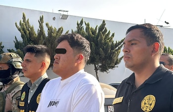 El principal sospechoso de extorsión y homicidios en Trujillo enfrenta orden de captura internacional en Chile por doble asesinato.